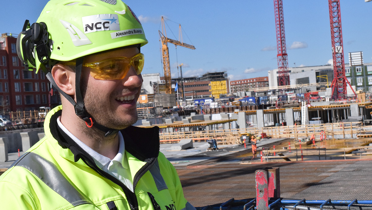 Mand fra NCC på byggeplads